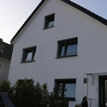 Herberg In Near The Airport/fair Düsseldorf