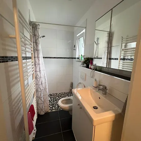 In Near The Airport/fair Inn Dusseldorf